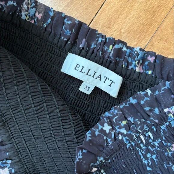 Elliatt Chance Dress - Picture 4 of 7